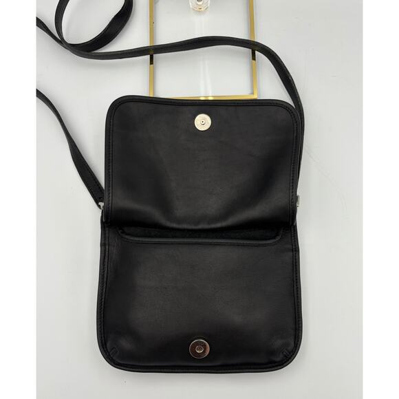Vintage Coach Slim Hippie Bag | Style No. 9142 | Black Leather Crossbody - Picture 8 of 10